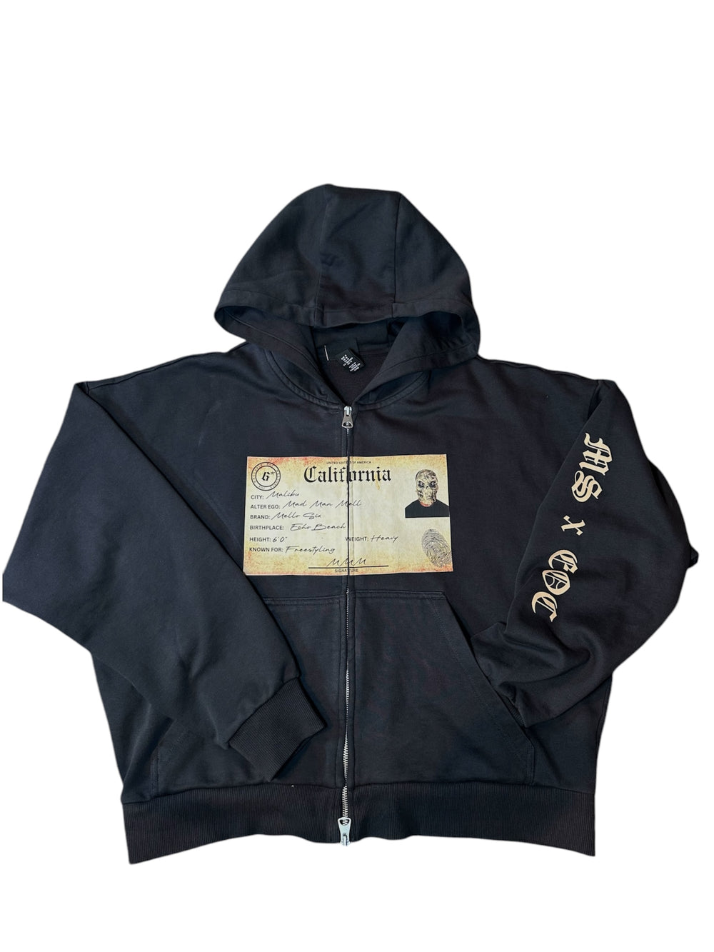 MMM PASSPORT ZIP-UP