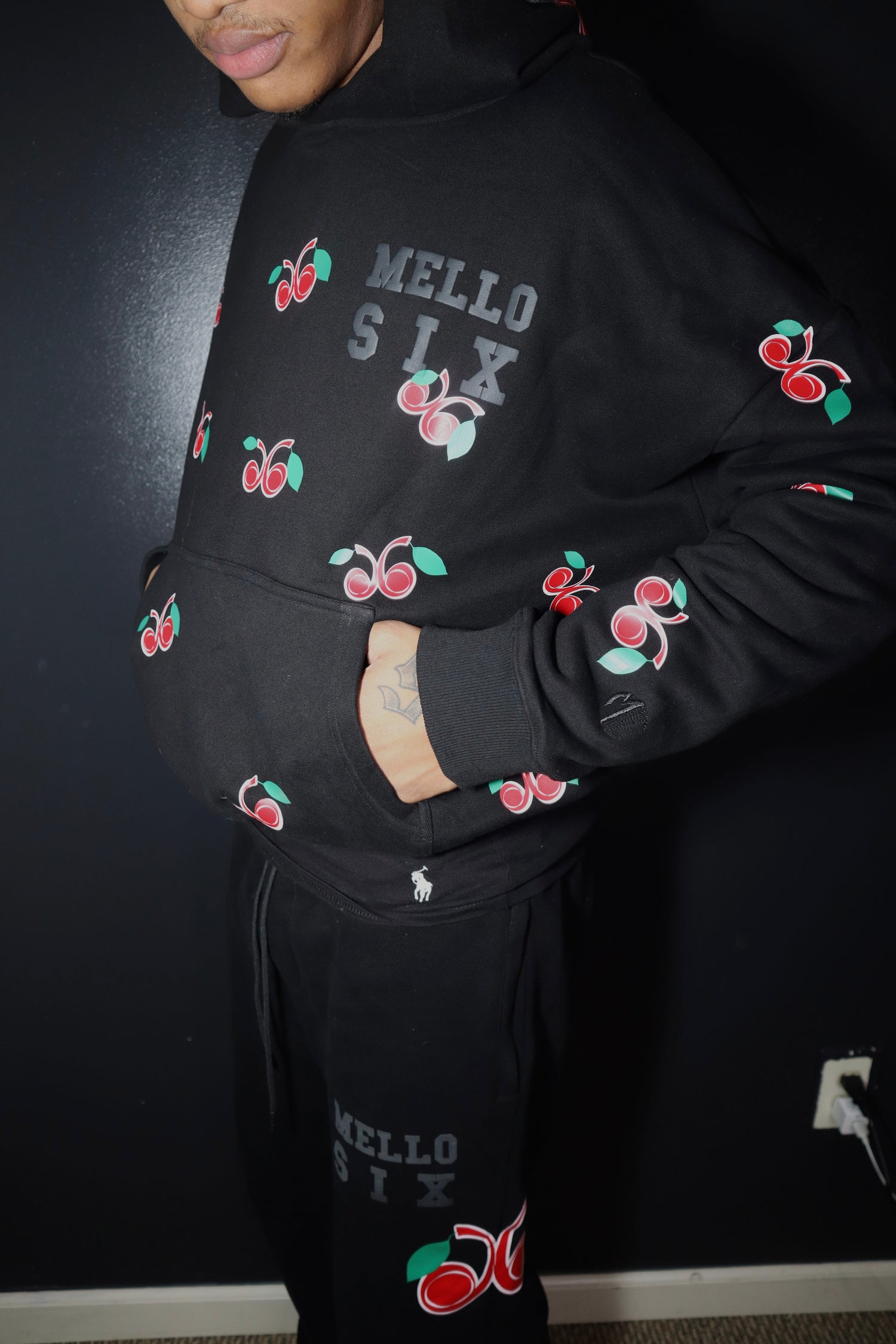 "MERRY CHERRY" HOODIE