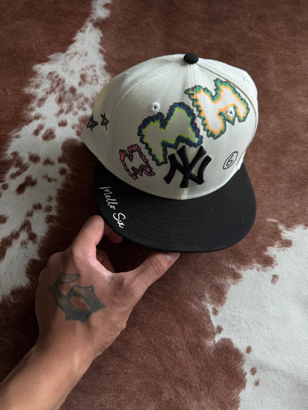 MMM GRAFFITI FITTED CAP