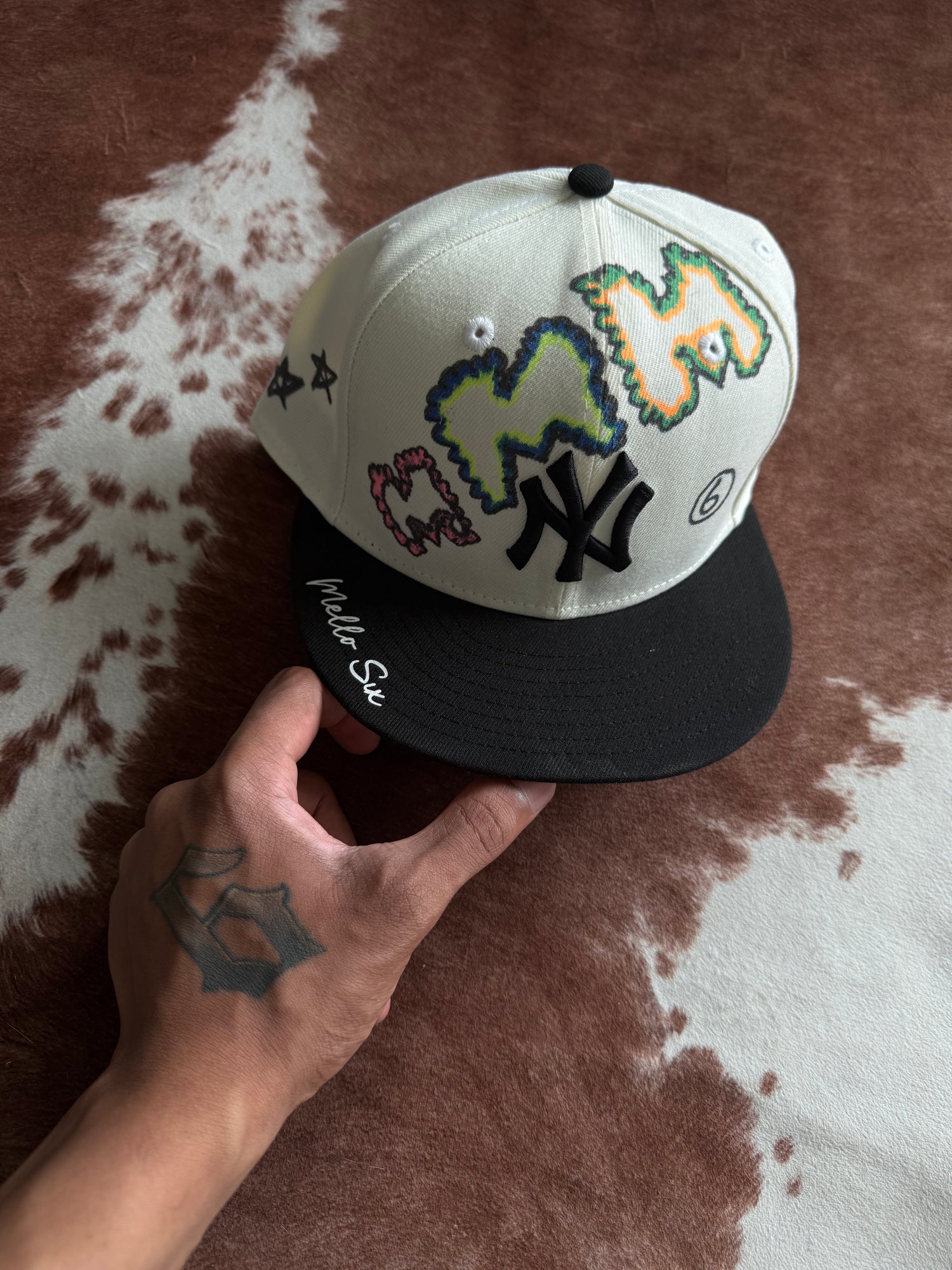 MMM GRAFFITI FITTED CAP