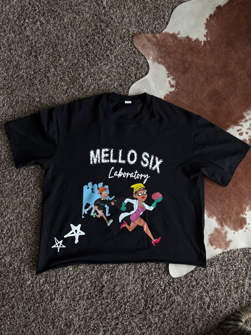 "MR. SKYLARK" GRAPHIC TEE